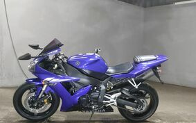 YAMAHA YZF-R1 2006 RN095