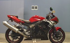 YAMAHA YZF-R6 2005 RJ05