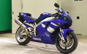 YAMAHA YZF-R1 2000 RN01