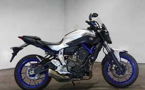 YAMAHA MT-07 2015 RM07J