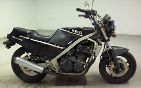 YAMAHA FZ400 N 1992 46X