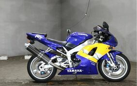 YAMAHA YZF-R1 2006 RN011