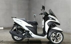 YAMAHA TRICITY 125 SE82J