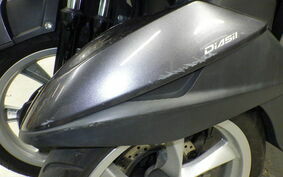 YAMAHA TRICITY 125 SE78