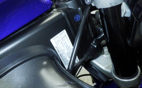 YAMAHA YZF-R1 2005