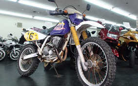 SUZUKI DR250 R SJ45A