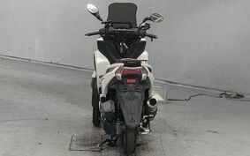 YAMAHA TRICITY 125 SE82J