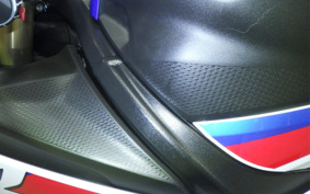 BMW S1000RR M PACKAGE 2021