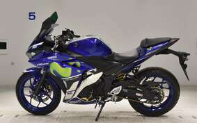 YAMAHA YZF-R25