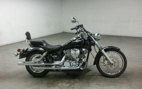 YAMAHA DRAGSTAR 250 2000 VG02J