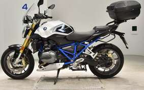 BMW R1200R 2018 0A04