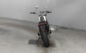 YAMAHA TW225 DG09J