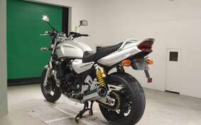 YAMAHA XJR1300 1999 RP021