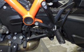 KTM 1290 SUPER DUKE R 2021