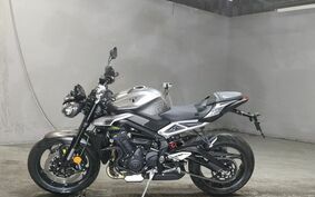 TRIUMPH STREET TRIPLE R 2023 HDA60