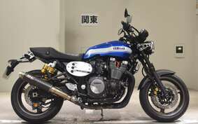 YAMAHA XJR1300 C 2016 RP19