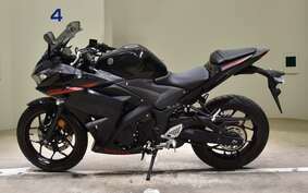 YAMAHA YZF-R25 RG10J