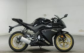 YAMAHA YZF-R125 RE06