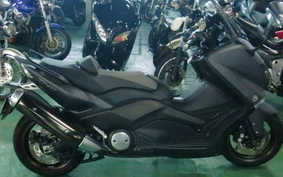 YAMAHA T-MAX 530 2013 SJ09