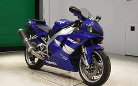 YAMAHA YZF-R1 1999 RN01