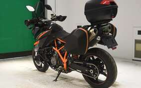 KTM 990 SUPERMOTO T 2013