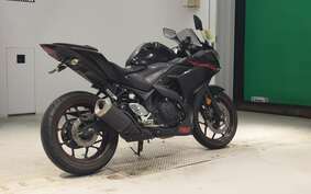 YAMAHA YZF-R25 RG10J