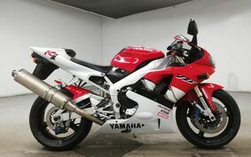 YAMAHA YZF-R1 1999 RN01