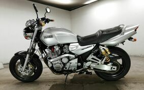 YAMAHA XJR1300 1999 RP01J