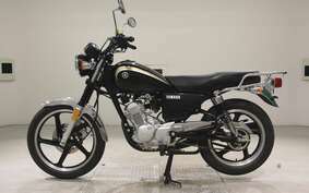 YAMAHA YB125SP