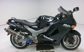 KAWASAKI ZZ1100 NINJA 1996 ZXT10D