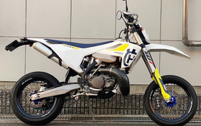 HUSQVARNA TE250i UTA2