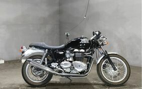 TRIUMPH THRUXTON 900 2005 TJ904