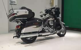 HARLEY FLHTCUSE 1800CVO 2012 PR8