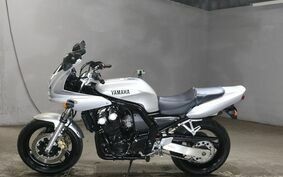 YAMAHA FZ400 1997 4YR