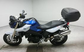 BMW F800R 2016 0B04