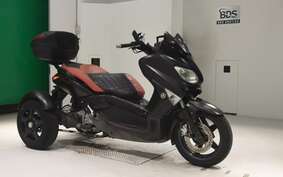 YAMAHA X-MAX 250 TRIKE