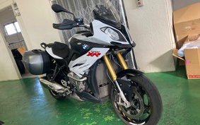 BMW S1000XR 2016 0D03