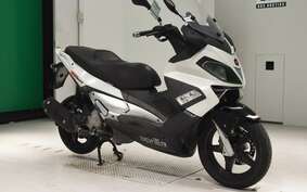 APRILIA SR MAX 125