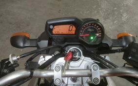 YAMAHA XJ6 N 2013 RJ195