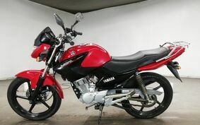 YAMAHA YBR125 RE05