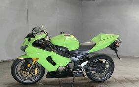 KAWASAKI NINJA ZX-6R 2005 ZX636C