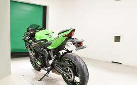 KAWASAKI ZX-25R ZX250E