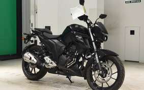 YAMAHA FZ25 RG69