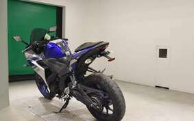 YAMAHA YZF-R25 RG10J