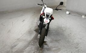 HUSQVARNA SM250R 不明