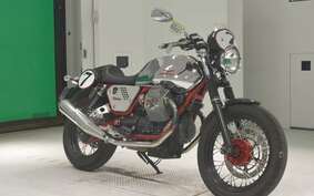 MOTO GUZZI V7 RACER 2015