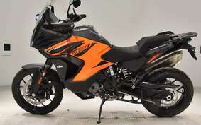 KTM 1290 SUPER ADVENTURE S 2023 V7940