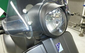 VESPA GTS300 IE 2012 M452