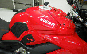 DUCATI STREETFIGHTER V4 S 2022