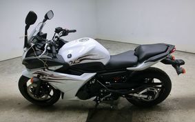 YAMAHA FAZER FZ6 R 2014 RJ18